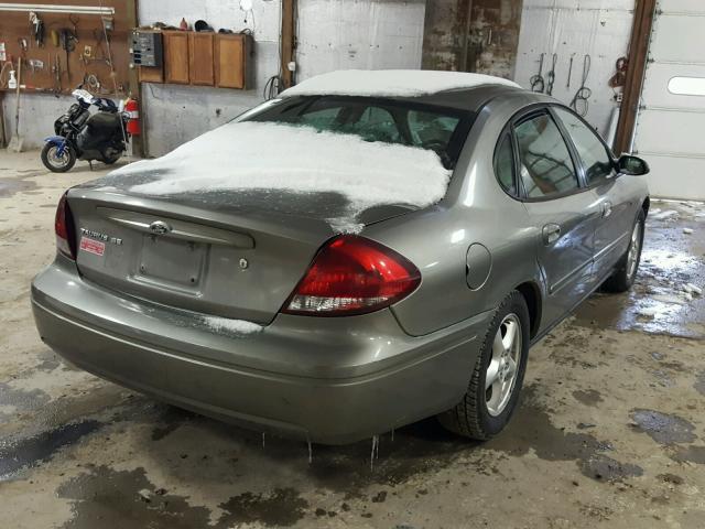 1FAFP53UX4A149619 - 2004 FORD TAURUS SE GREEN photo 4