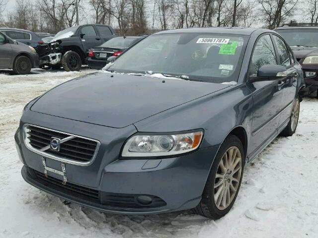 YV1MS390292455878 - 2009 VOLVO S40 2.4I GRAY photo 2