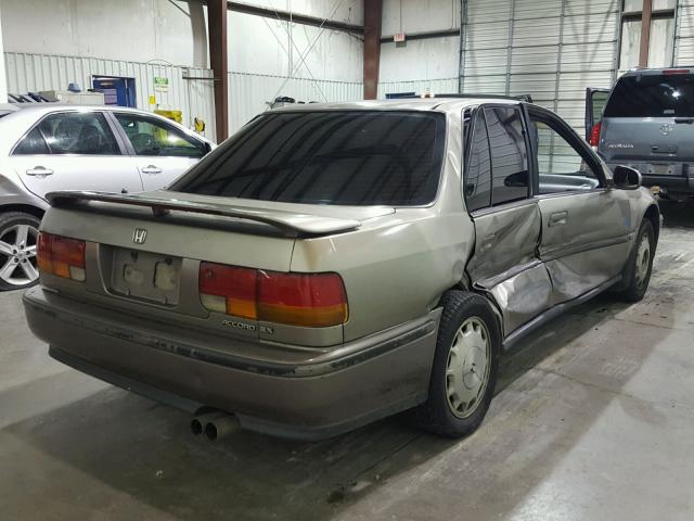 1HGCB7677PA011720 - 1993 HONDA ACCORD EX SILVER photo 4