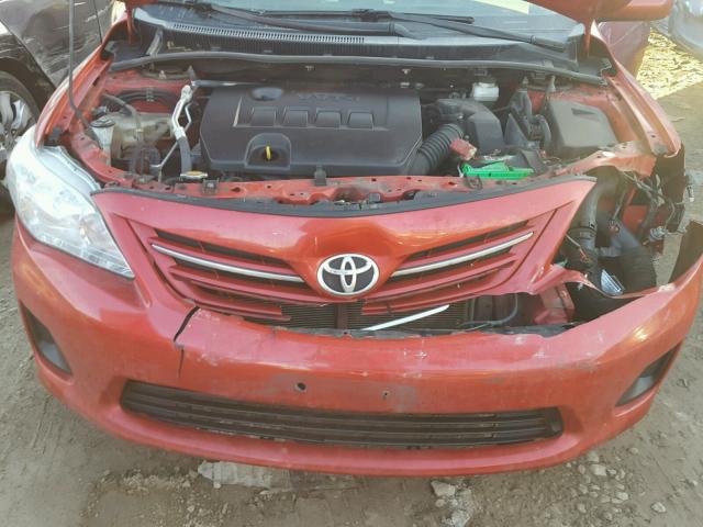 2T1BU4EE5DC956773 - 2013 TOYOTA COROLLA BA RED photo 7