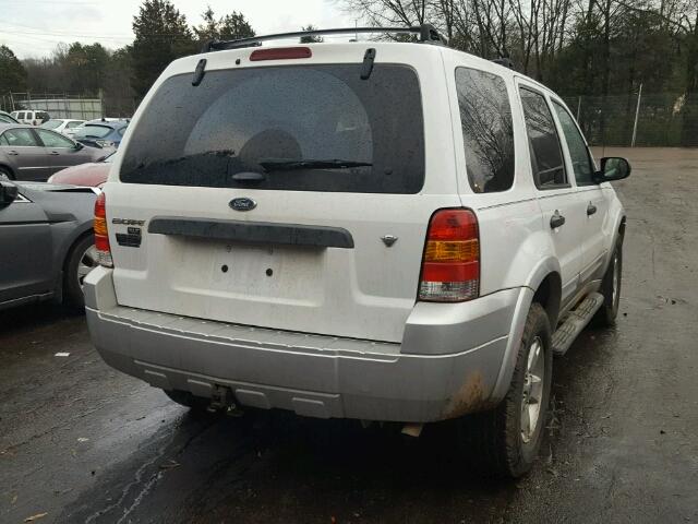 1FMYU93117KB98467 - 2007 FORD ESCAPE XLT WHITE photo 4