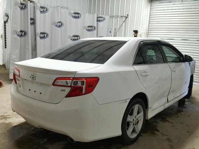 4T1BF1FK7EU362604 - 2014 TOYOTA CAMRY L WHITE photo 4