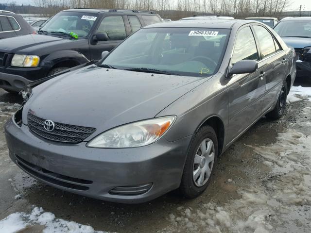 JTDBE32K840279083 - 2004 TOYOTA CAMRY LE გრაფიტი ფოტო 2