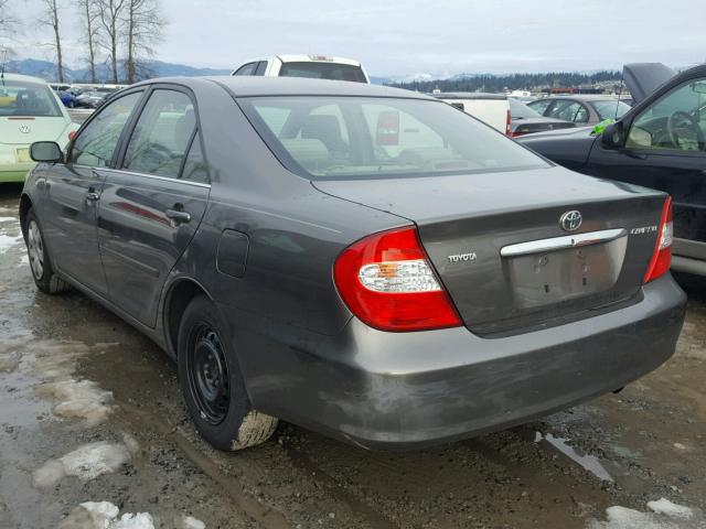 JTDBE32K840279083 - 2004 TOYOTA CAMRY LE CHARCOAL photo 3