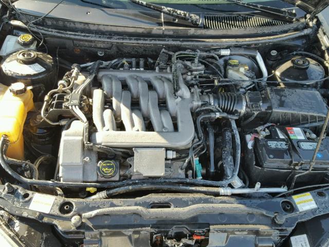 1ZWHT61L225608610 - 2002 MERCURY COUGAR V6 BLACK photo 7