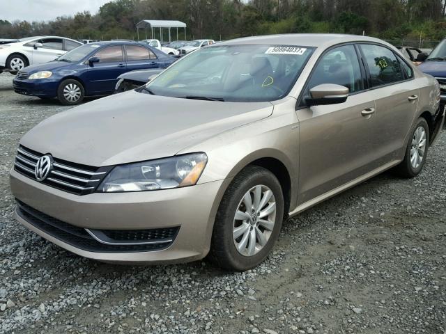 1VWAT7A32FC031767 - 2015 VOLKSWAGEN PASSAT S GOLD photo 2