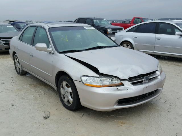 1HGCG5653XA040569 - 1999 HONDA ACCORD EX SILVER photo 1