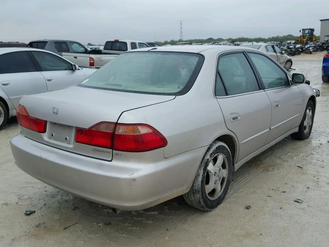 1HGCG5653XA040569 - 1999 HONDA ACCORD EX SILVER photo 4