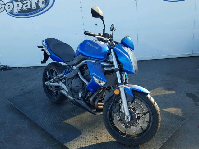 JKAEREC179DA32525 - 2009 KAWASAKI ER650 C BLUE photo 1