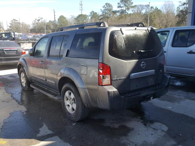 5N1AR18U66C625321 - 2006 NISSAN PATHFINDER GRAY photo 5