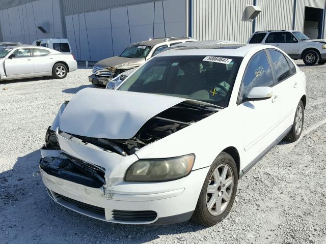 YV1MS382362194971 - 2006 VOLVO S40 2.4I WHITE photo 2