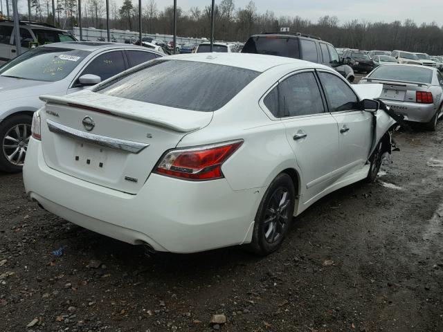 1N4AL3AP3FN908386 - 2015 NISSAN ALTIMA 2.5 WHITE photo 4