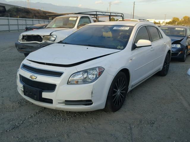 1G1ZJ577X8F258970 - 2008 CHEVROLET MALIBU 2LT WHITE photo 2