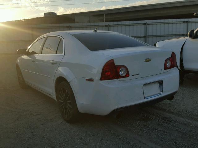 1G1ZJ577X8F258970 - 2008 CHEVROLET MALIBU 2LT WHITE photo 3