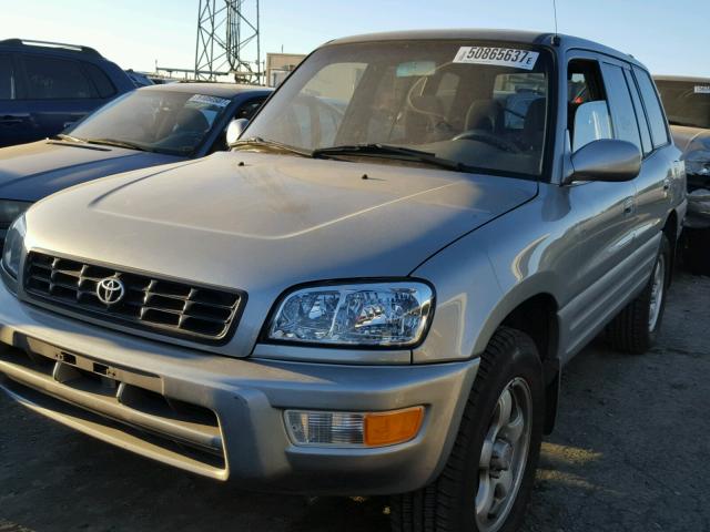 JT3GP10V2Y7076323 - 2000 TOYOTA RAV4 GRAY photo 2