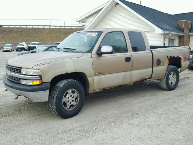 2GCEK19T1X1297068 - 1999 CHEVROLET SILVERADO GOLD photo 2