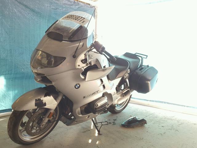 WB10499A52ZE87196 - 2002 BMW R1150 RT SILVER photo 2