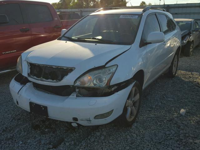 JTJHA31U240015508 - 2004 LEXUS RX 330 WHITE photo 2