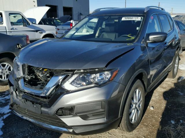 JN8AT2MV8JW300529 - 2018 NISSAN ROGUE S GRAY photo 2