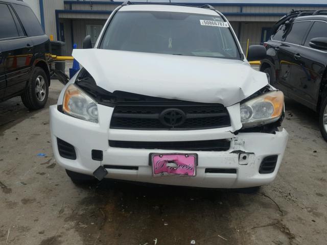 JTMBF4DV4AD021917 - 2010 TOYOTA RAV4 WHITE photo 9