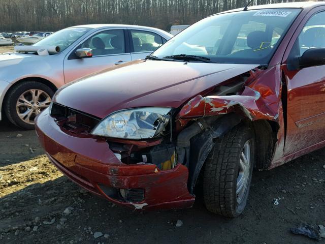 3FAFP37N15R104888 - 2005 FORD FOCUS ZX5 RED photo 9