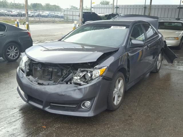 4T1BF1FK3EU463557 - 2014 TOYOTA CAMRY L CHARCOAL photo 2