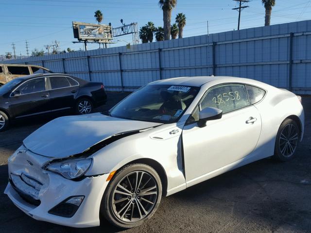 JF1ZNAA14D2714364 - 2013 TOYOTA SCION FR-S თეთრი ფოტო 2