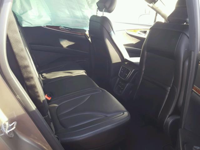 2LMPJ8LR7GBL29985 - 2016 LINCOLN MKX RESERV GRAY photo 6