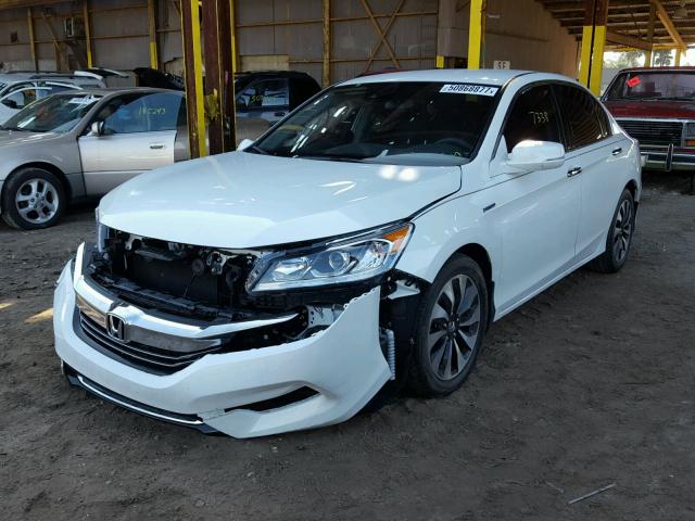 JHMCR6F36HC012752 - 2017 HONDA ACCORD HYB WHITE photo 2