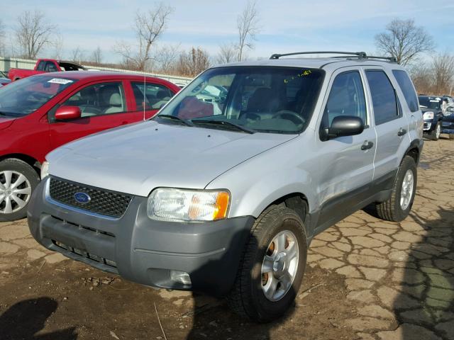 1FMCU03103KA80653 - 2003 FORD ESCAPE XLT SILVER photo 2