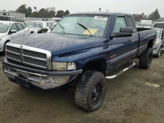 3B7KF23612M289540 - 2002 DODGE RAM 2500 BLUE photo 2