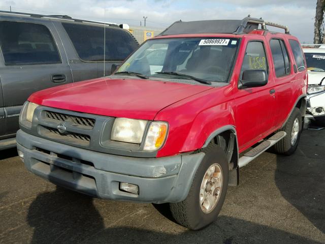 5N1ED28T2YC605535 - 2000 NISSAN XTERRA XE RED photo 2