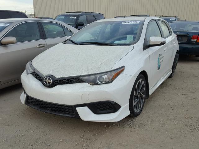 JTNKARJE0GJ506822 - 2016 TOYOTA SCION IM WHITE photo 2