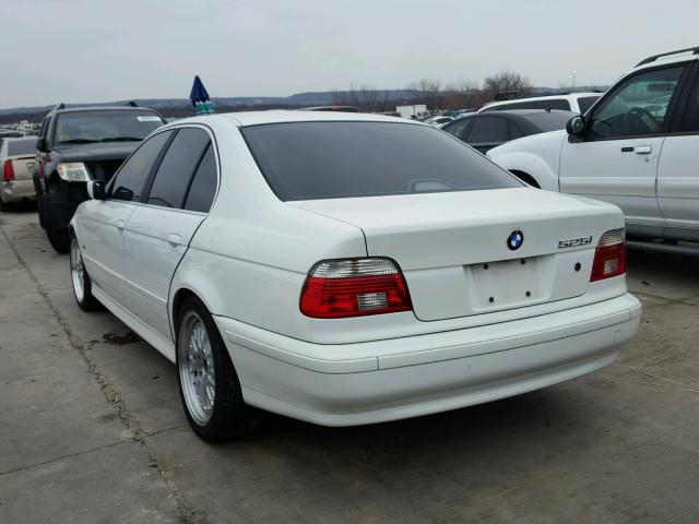 WBADT33461GF40759 - 2001 BMW 525 I WHITE photo 3