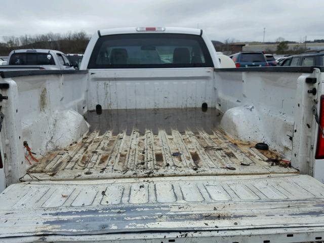 1FTRF12258KD52422 - 2008 FORD F150 WHITE photo 6