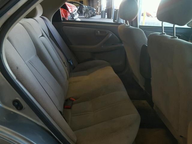 4T1BF28K61U118892 - 2001 TOYOTA CAMRY LE ოქროსფერი ფოტო 6