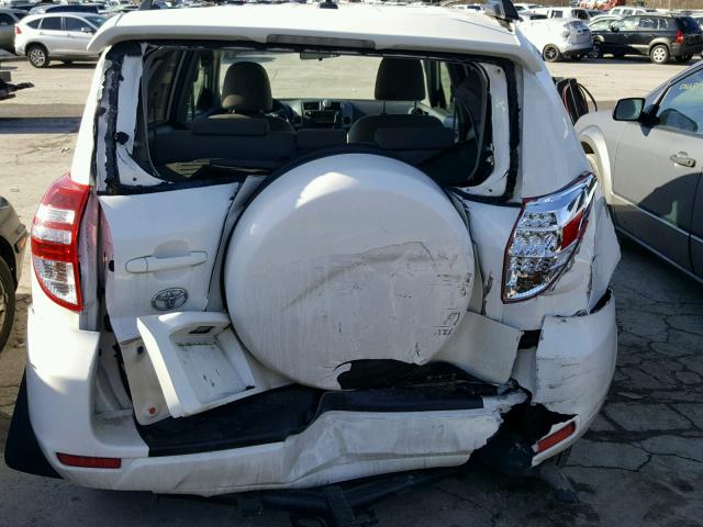 2T3BK4DV3BW055296 - 2011 TOYOTA RAV4 WHITE photo 9