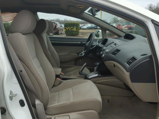 19XFA1F88AE054116 - 2010 HONDA CIVIC EX WHITE photo 5