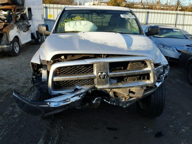 1D3HB18PX9S725280 - 2009 DODGE RAM 1500 SILVER photo 7