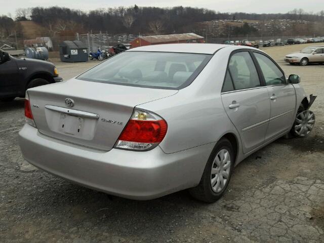 4T1BE30K05U976059 - 2005 TOYOTA CAMRY LE SILVER photo 4