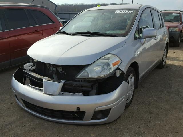 3N1BC13E98L441933 - 2008 NISSAN VERSA S SILVER photo 2