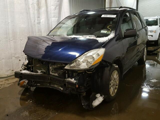 5TDBK23C77S006860 - 2007 TOYOTA SIENNA LE BLUE photo 2