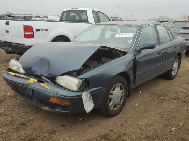 4T1BF12K2TU873382 - 1996 TOYOTA CAMRY LE GREEN photo 2