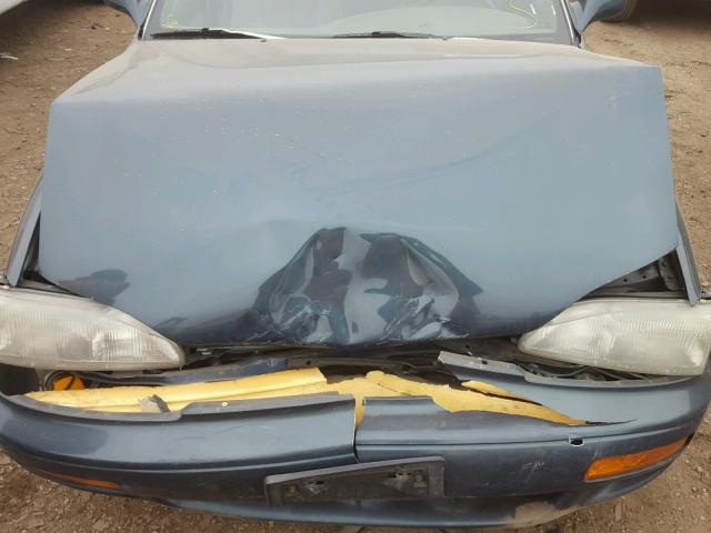 4T1BF12K2TU873382 - 1996 TOYOTA CAMRY LE GREEN photo 7
