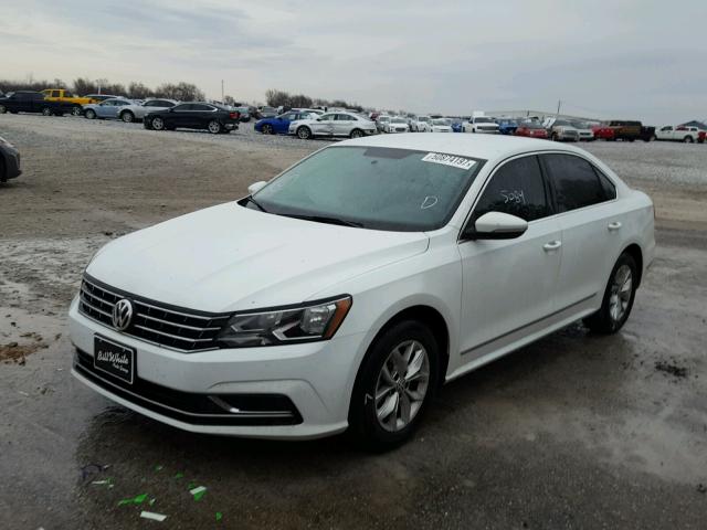 1VWAT7A35HC043818 - 2017 VOLKSWAGEN PASSAT S Blanco foto 2