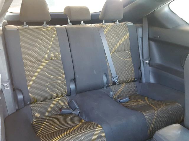 JTKJF5C74C3023687 - 2012 TOYOTA SCION TC 黄色 照片 6
