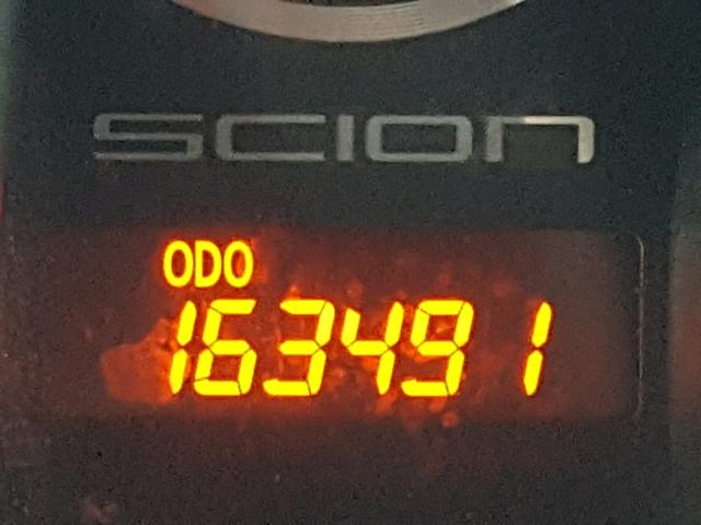 JTKJF5C74C3023687 - 2012 TOYOTA SCION TC 黄色 照片 8