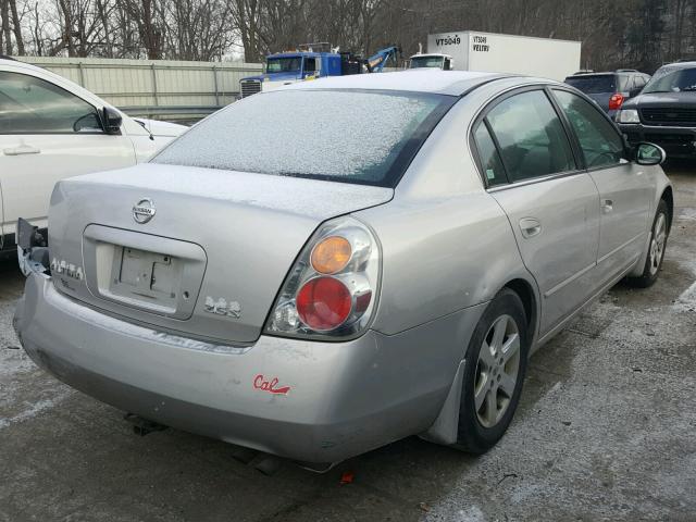 1N4AL11DX3C322186 - 2003 NISSAN ALTIMA BAS SILVER photo 4