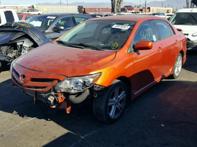 2T1BU4EE2DC078574 - 2013 TOYOTA COROLLA BA ORANGE photo 2