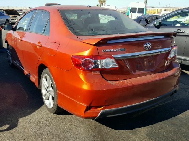 2T1BU4EE2DC078574 - 2013 TOYOTA COROLLA BA ORANGE photo 3